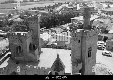 Burg von Olite in schwarz / weiß Stockfoto