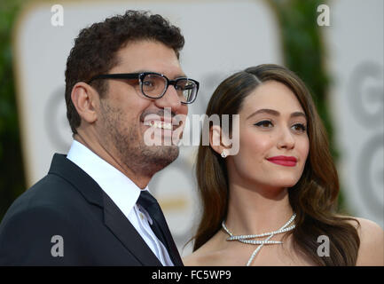 Emmy Rossum kommt bei den Golden Globe Awards. Stockfoto