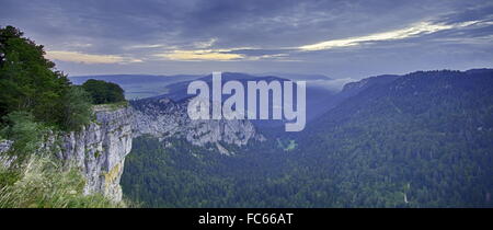 Creux du van in der Schweiz Stockfoto