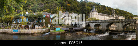 Brantome Abbey, Fluss Dronne, Brantome, Loiretal, Frankreich Stockfoto