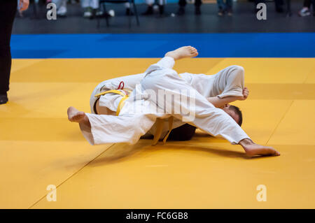 Die Jugendlichen im Judo Stockfoto