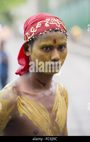 ASIEN MYANMAR YANGON FEUERFESTIVAL SPAZIERGANG Stockfoto