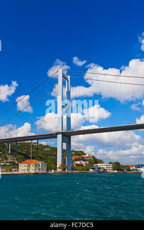 Bosporus-Brücke in Istanbul Türkei Stockfoto