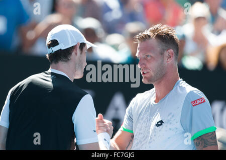 Melbourne, Australien. 21. Januar 2016. Andy Murray aus Großbritannien feiert Sieg eine 2. Runde gegen Sam Groth von Australien am vierten Tag des 2016 Australian Open Grand Slam Tennis-Turnier im Melbourne Park in Melbourne, Australien Spiel. Andy Murray gewann 60 64 61 Sydney Low/Cal Sport Media/Alamy Live News Stockfoto