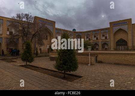 Innenhof des Muhammad Amin Khan Medrese Stockfoto