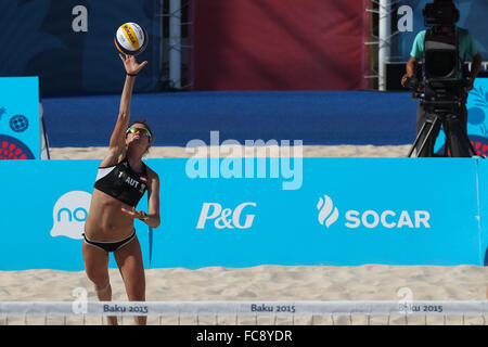 Mariia Prokopeva und Ekaterina Syrtceva (RUS) Vs Lena Maria Plesiutschnig und Katharina Schutzenhofer (AUT). Halbfinale. Frauen Beach-Volleyball. Strand-Arena. Baku2015. 1. Europäische Spiele. Baku. Aserbaidschan. 19.06.2015. Stockfoto