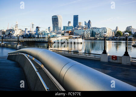 Ansicht der Stadt von mehr London Place, London, England, Vereinigtes Königreich, Europa Stockfoto