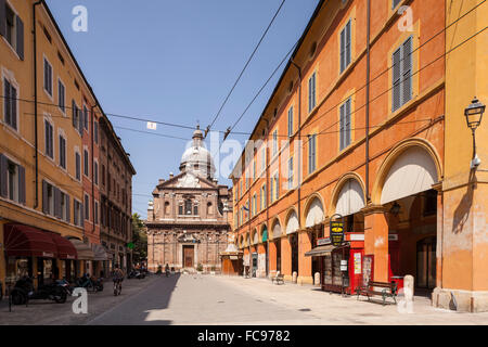 Corso Duomo und Chiesa della Madonna del Voto, Modena, Emilia-Romagna, Italien, Europa Stockfoto