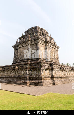 Mendut Buddhistentempel in Mendut Dorf. Stockfoto