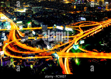 Sirat Expressway Interchange in Huai Khwang Viertel von Bangkok, Thailand Stockfoto