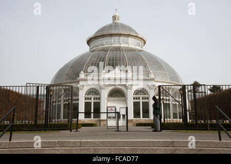 Die Haupt-Konservatorium im Botanischen Garten von New York in der Bronx Gegend der Stadt Stockfoto