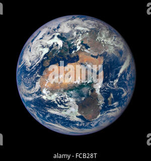 Bild der Erde am 29. Juli 2015 mit einer NASA-Kamera auf dem Deep Space Climate Observatory (DSCOVR) Satelliten aufgenommen. Das Bild ist von einem Aussichtspunkt 1 Million Meilen von der Erde und ist eines der ersten genommen von der NASA Earth polychromatische Imaging Kamera (EPIC) Stockfoto