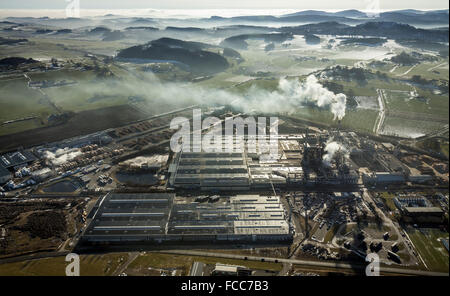 Luftaufnahme, Egger Holzwerkstoffe Brilon GmbH, Hersteller, Holz, Sägewerk, Brilon, Sauerland, Soester Ebene, Stockfoto