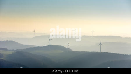 Luftaufnahme, Windkraftanlagen auf den Höhen des Sauerlandes, nördlichen Ostsauerländer Gebirgsrand Eslohe (Sauerland) Sauerland, Stockfoto