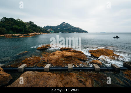 Felsküste bei Stanley auf Hong Kong Island, Hongkong. Stockfoto