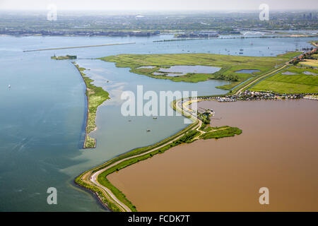 Niederlande, Durgerdam. Vuurtoreneiland (Leuchtturm-Insel), Verteidigungslinie von Amsterdam. Hollandse Waterlinies. Niederländische Wasserschutzlinien. Antenne. Stockfoto