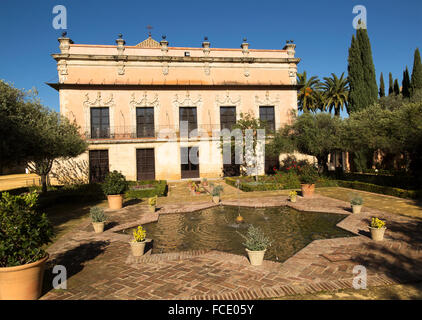 Historischen Palastgebäude, Palacio de Villavicencio und Gärten im Alcazar, Jerez De La Frontera, Spanien Stockfoto