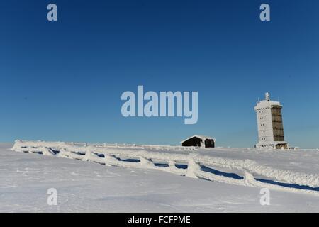 Der Gipfel des Berges 'Brocken' im Harz, Deutschland, 21. Januar 2016. Foto: Frank Mai Stockfoto