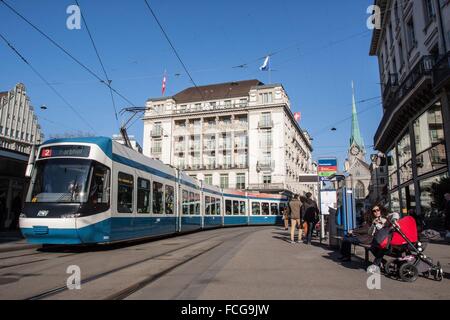 AUßENILLUSTRATION, STEUERPARADIES, ZÜRICH, SCHWEIZ Stockfoto