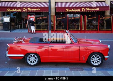 klassische rote Triumph Herald Cabrio Stockfoto