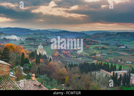 Panorama des Val di Chiana in der Toskana aus winzigen Stadt Montepulciano. Stockfoto