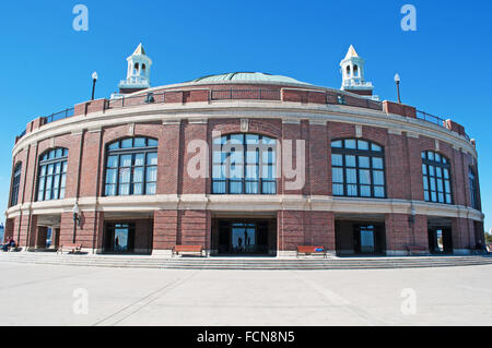 Chicago, Illinois, USA: die Aon Grand Ballroom, der Navy Pier Auditorium wurde vom Architekten Charles Sumner Frost und 1916 gebaut Stockfoto