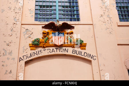 Wappen auf Alcatraz Gefängnis Stockfoto