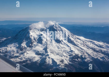 Mt. Rainier von Flugzeug Stockfoto