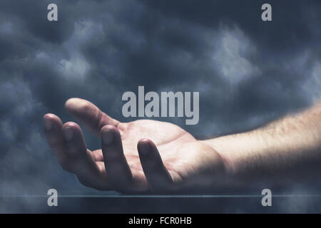 Menschliche Hand mit der cloud Stockfoto