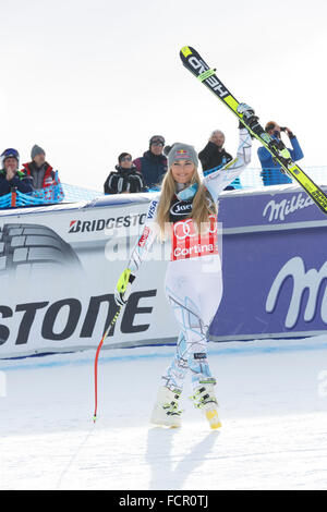 Cortina d ' Ampezzo, Italien 24. Januar 2016. Lindsey VONN (Usa) findet 1. während der Audi Fis Alpine Ski World Cup SuperG Stockfoto