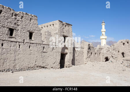 Ruine eines alten omanischen Dorfes im Izki. Ad Dakhiliyah, Sultanat Oman, Naher Osten Stockfoto