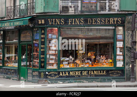 A la reine de Famille, Pariss älteste Chocolaterie im 9. Arrondissement, Frankreich Stockfoto