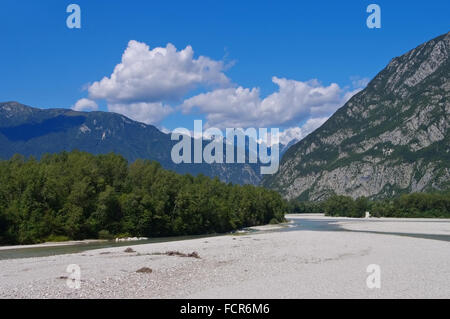 Tagliamento Fluss in Den Italienischen Alpen - Tagliamento, ein wilder Fluss in italienischen Alpen Stockfoto