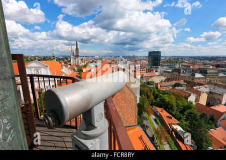 Zagreb Stadt mit Fernglas vor. Stockfoto