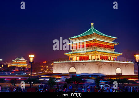 China, Provinz Shaanxi, Xian, der Glockenturm aus dem 14. Jahrhundert durch die Qing im Jahre 1739 Stockfoto