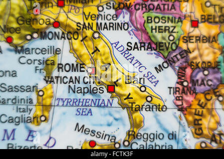 Foto von einer Karte von Italien und die Hauptstadt Rom. Stockfoto
