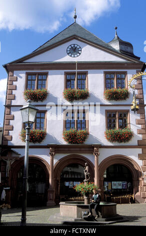 DEU, Deutschland, Bayern, Lohr am Main, das alte Rathaus.  DEU, Deutschland, Bayern Lohr am Main, Das Alte Rathaus. Stockfoto