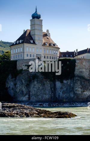 Schloss Shonbuhel Schloss in österreichischen Stadt der Schonbuhel-Aggsbach am Ufer der Donau unterhalb der Stadt Melk Stockfoto