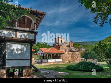 Kirche des Hl. Johannes der Theologe, Kloster Poganovo, 14. Jahrhundert, byzantinischen Stil, Serbisch-Orthodoxe, in der Nähe von Dimitrovgrad, Serbien Stockfoto