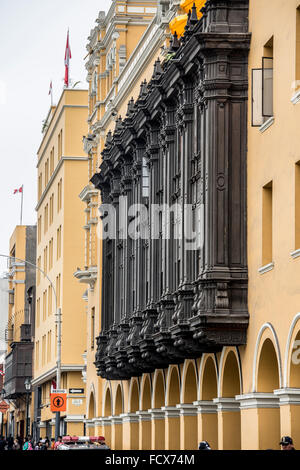 barocken Balkon im historischen Zentrum von Lima Stockfoto