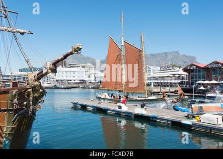 "Spirit of Victoria" Ketsch im Hafen, Victoria & Albert Waterfront, Cape Town, Western Cape Province, Südafrika Stockfoto