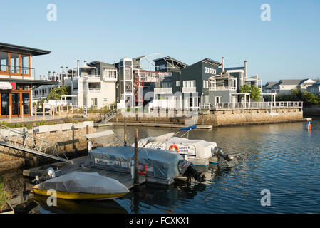 Riverside Apartments, Thesen Island, Knysna, Eden District Municipality, Provinz Western Cape, Südafrika Stockfoto