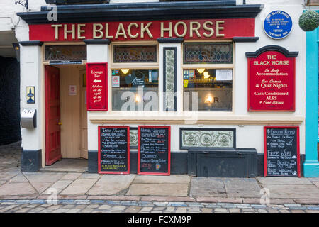 Black Horse, ein Tetley Heritage Inn historische Wirtshaus in Kirche Straße Whitby North Yorkshire UK Stockfoto