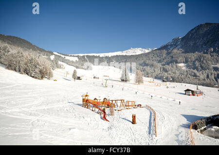 Skigebiet mit Skipiste im Pitztal, Österreich, Alpen Stockfoto