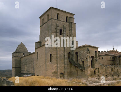 Spanien. Aragon. Alcaniz. Los Calatravos Burg.  12. Jahrhundert. Schloss-Kloster. Romanischen und gotischen Stil.  Orden von Calatrava. Parador von Tourismus. Stockfoto