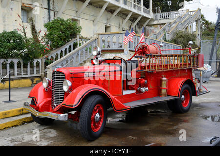 Diamond T Oldtimer Feuerwehrauto auf Alcatraz Island, San Francisco, Kalifornien, USA Stockfoto