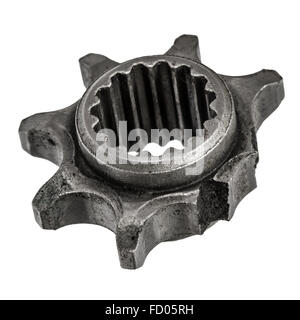 Beschädigte Zahnrad Nahaufnahme, zerstörte Getriebe, isoliert auf weißem Hintergrund Stockfoto