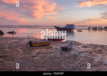 Schiff in Laft, Qeshm Insel, Hormozgan, Iran. Stockfoto