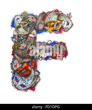 Buchstabe F gemacht Karnevalsmaske und Feder Stockfoto