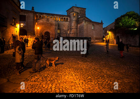 Die Kirche Santa Juliana in Santillana del ist Mar der Romanik und der architektonischen Juwelen der Gemeinschaft Stockfoto